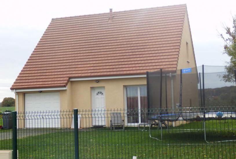  Vente Terrain + Maison - Terrain : 1 000m² - Maison : à Corneville-sur-Risle (27500) 