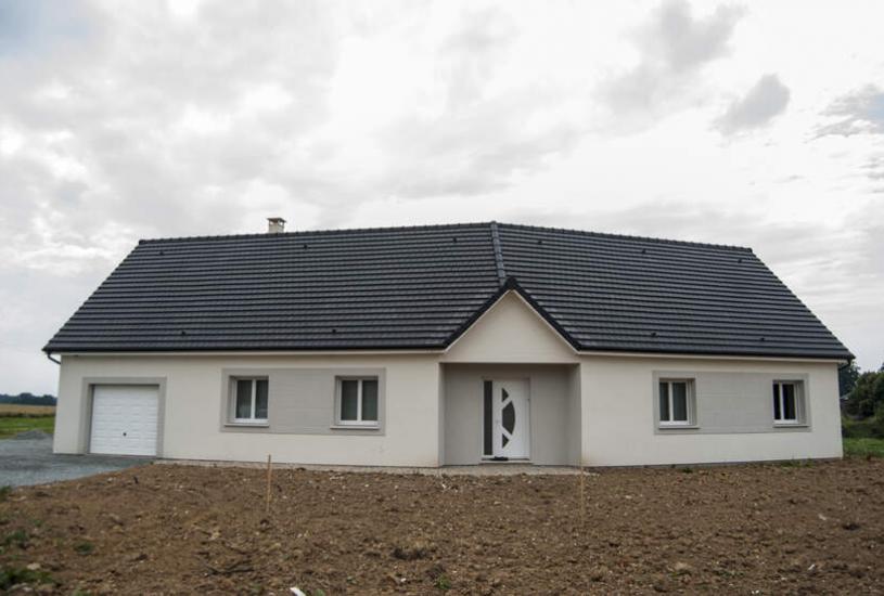  Vente Terrain + Maison - Terrain : 700m² - Maison : à Le Molay-Littry (14330) 