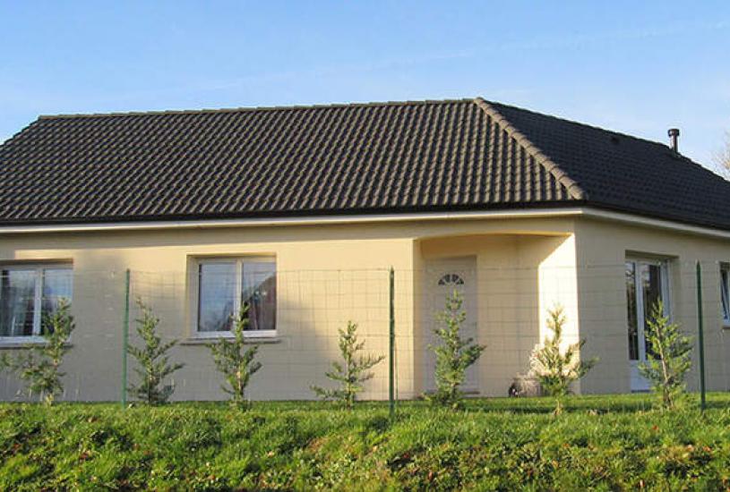  Vente Terrain + Maison - Terrain : 550m² - Maison : à Rozières-en-Beauce (45130) 