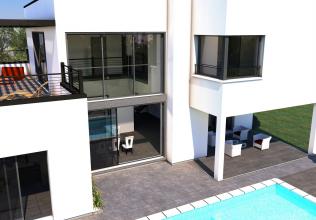 Modèle et plan de maison : ALBIREO - 210.00 m²